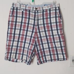 Izod size 34 pink/blue shorts